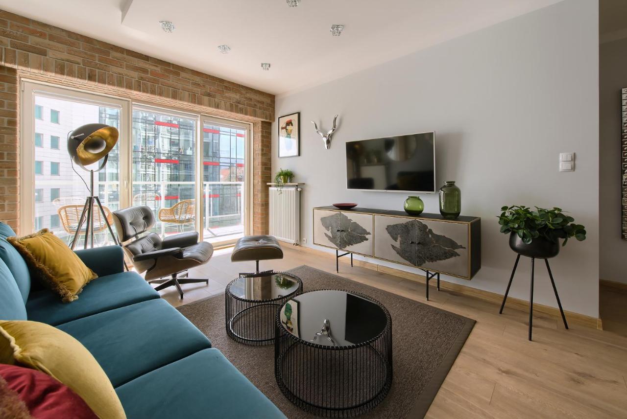 Millo Apartament Parking By Impero Poznań Eksteriør bilde