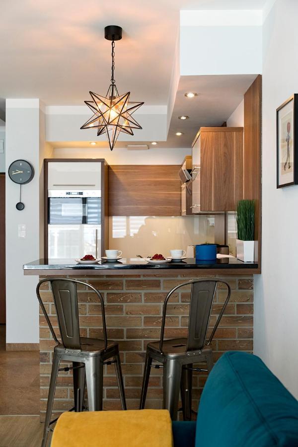 Millo Apartament Parking By Impero Poznań Eksteriør bilde